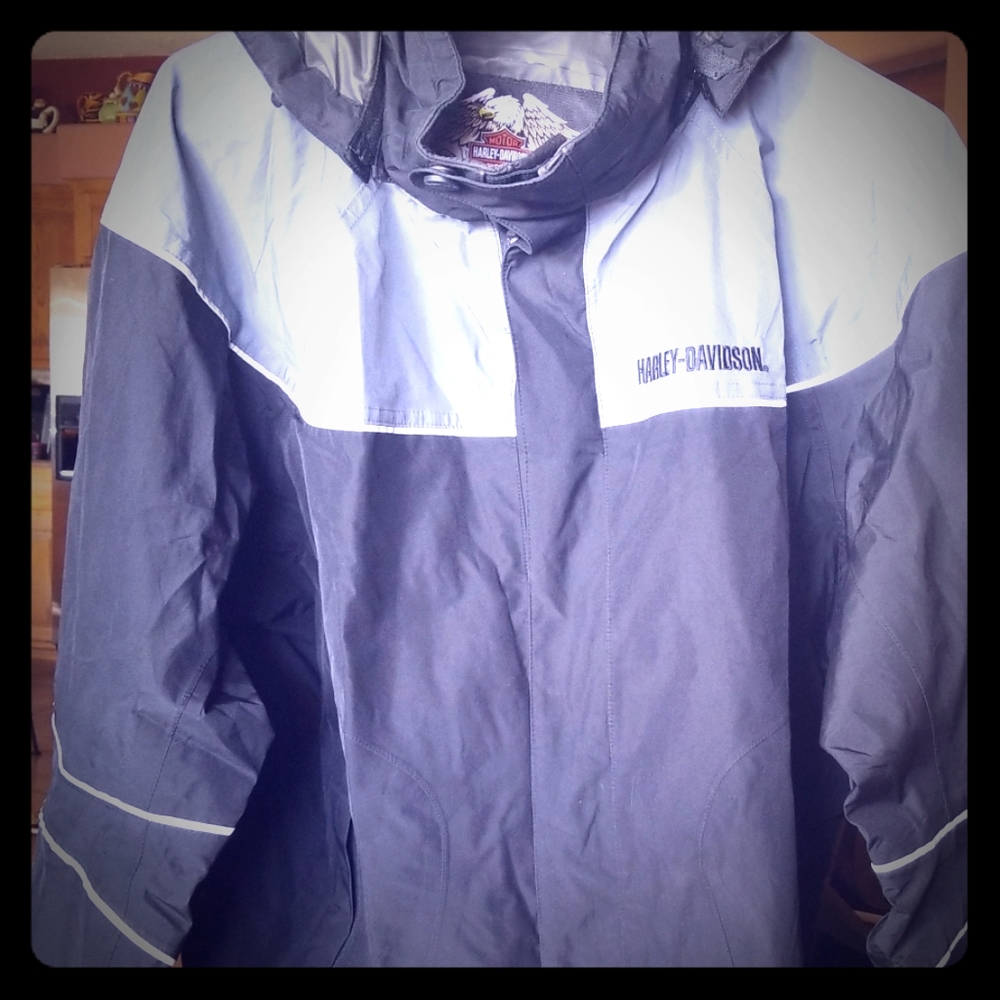 Men's rain gear